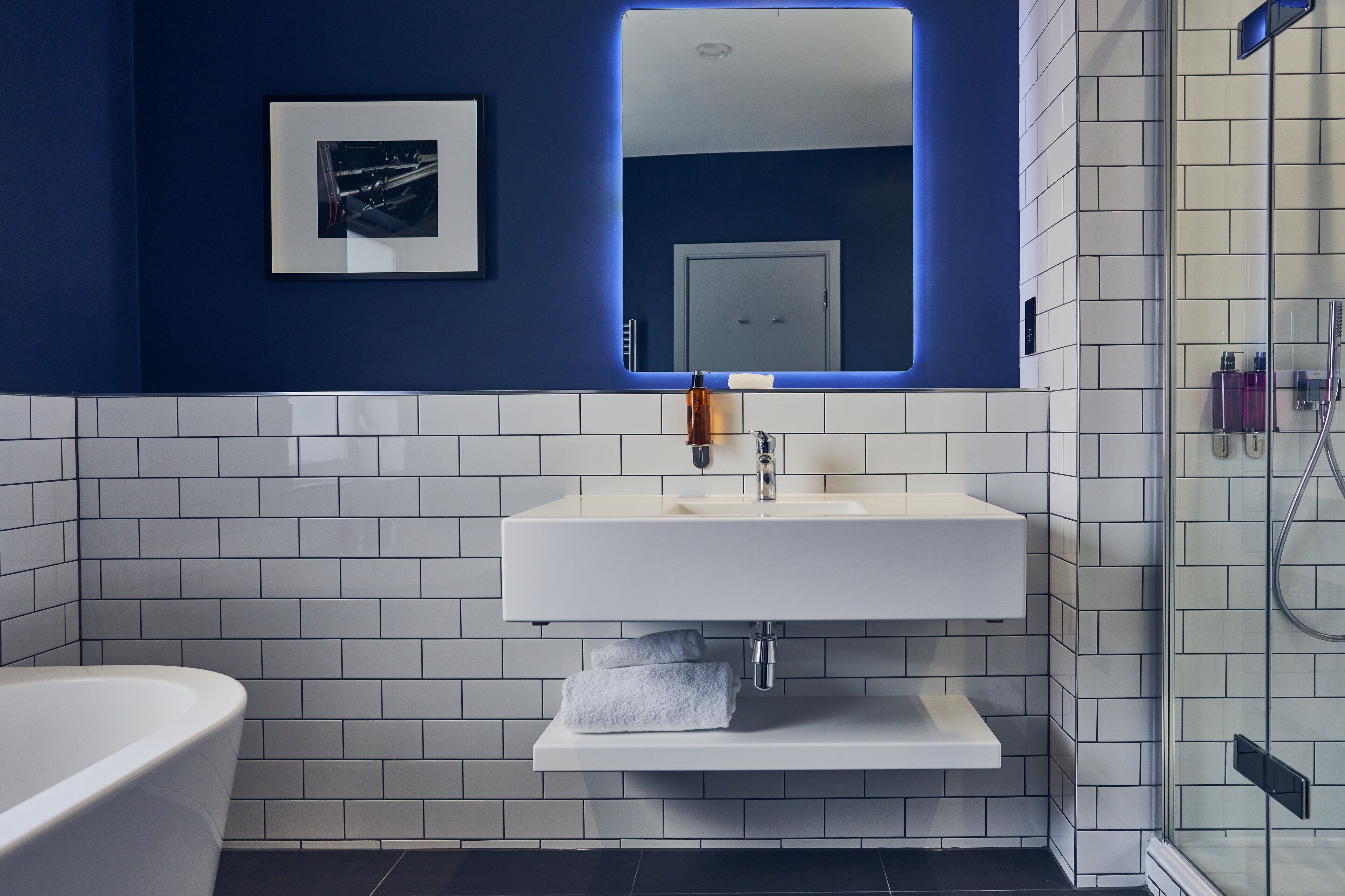 suite | bathroom | free toiletries, hair dryer, towels, soap