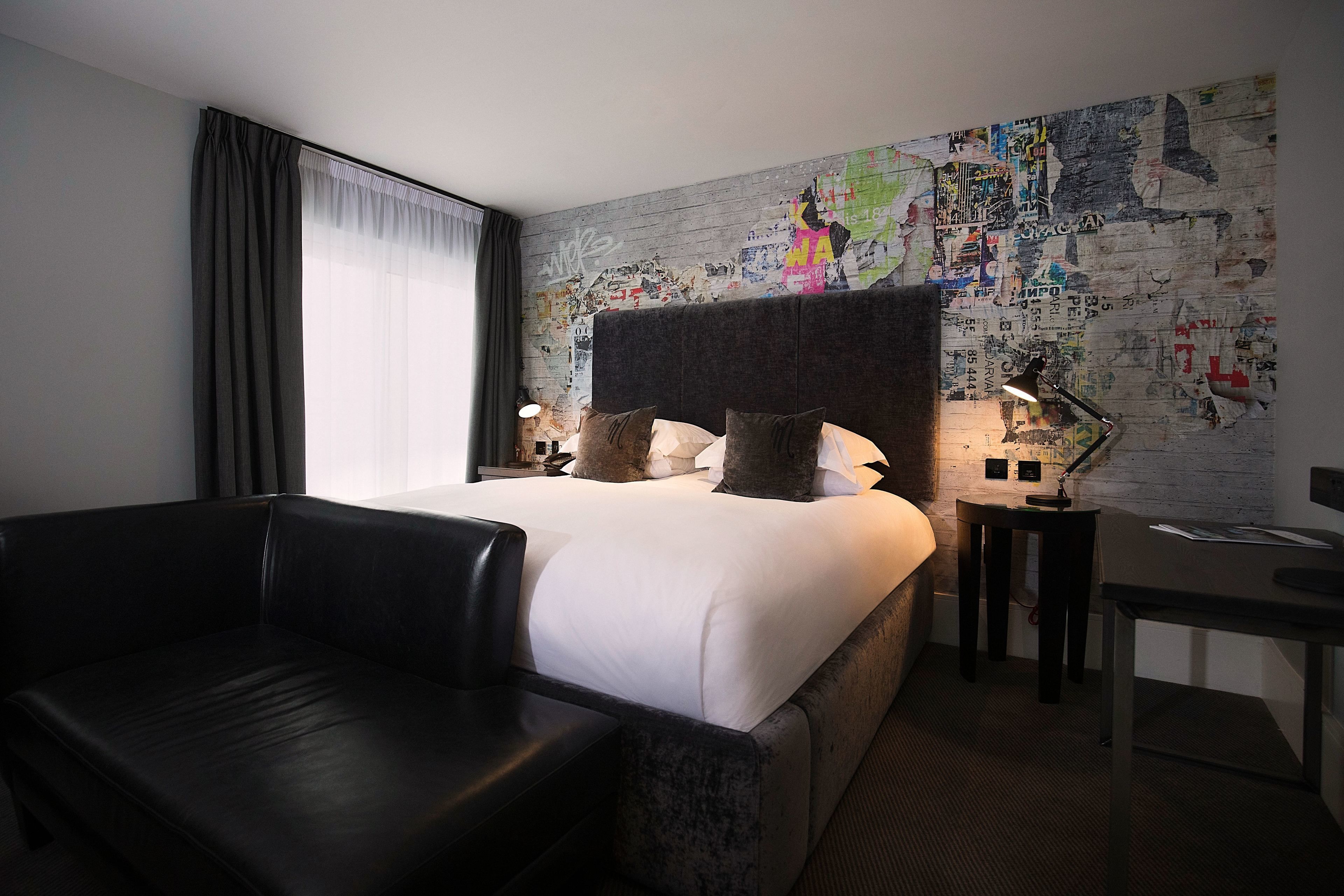 Club Deluxe Room | In-room safe, desk, iron/ironing board, free WiFi