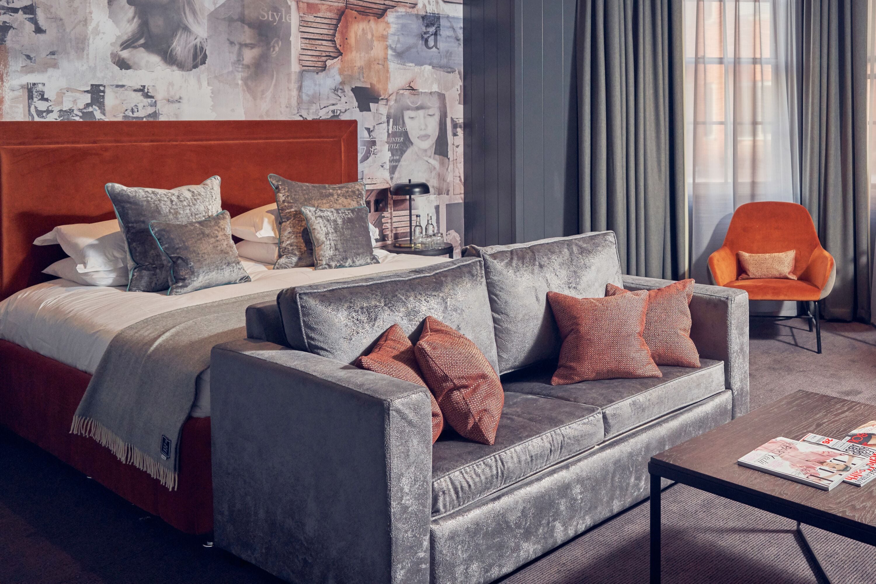 junior suite | 1 bedroom, in-room safe, desk, iron/ironing board