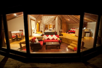 HS Khaan Resort Hotel