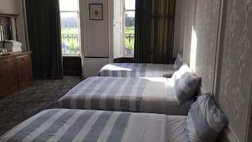 Familierom | Strykejern/-brett og wi-fi (inkludert)