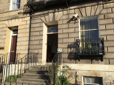 Facciata della struttura