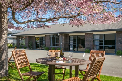 Aston Court Motel Blenheim