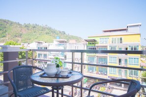 Terrace/patio - Grande Elegance Serviced Apartment (Patong)