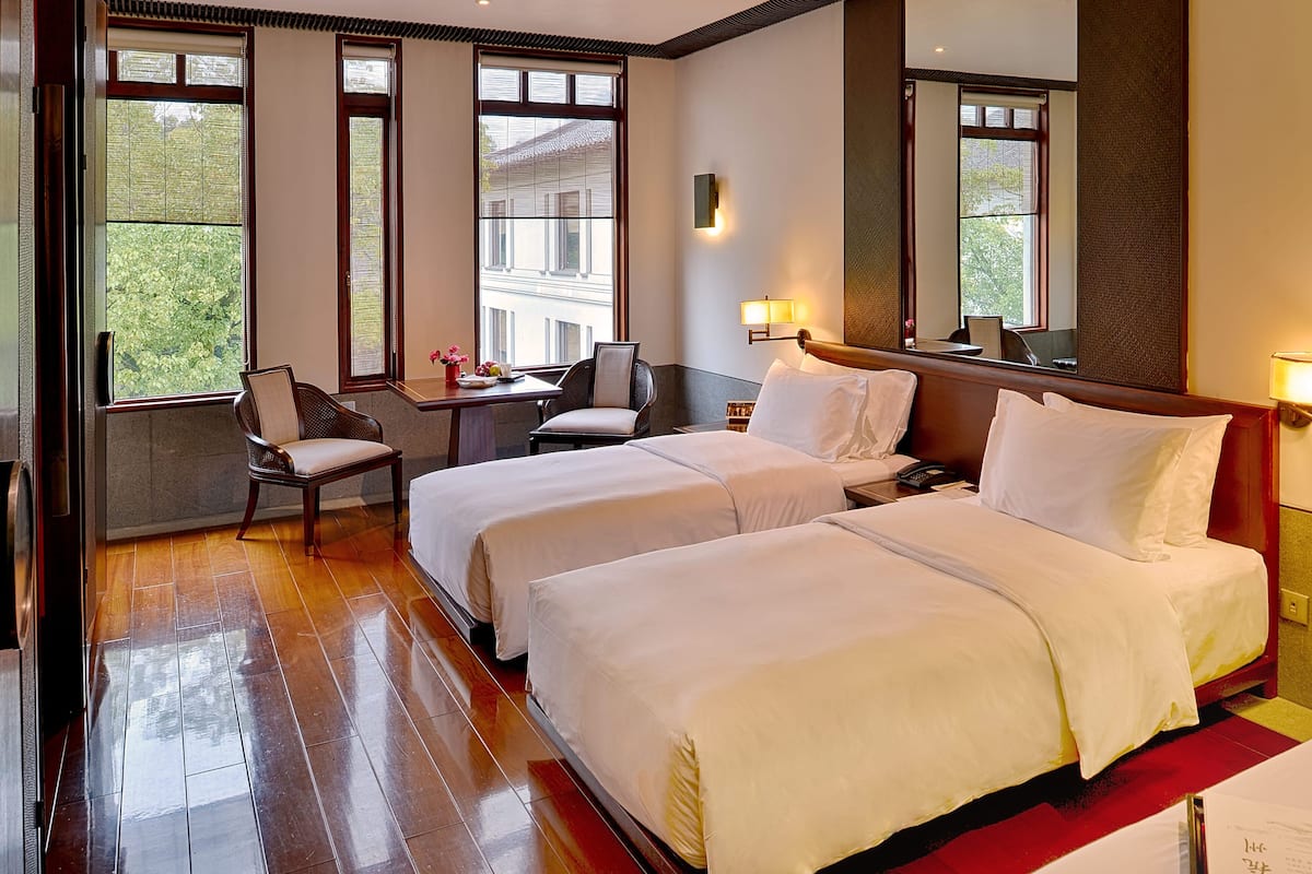 Deluxe Room, Garden View