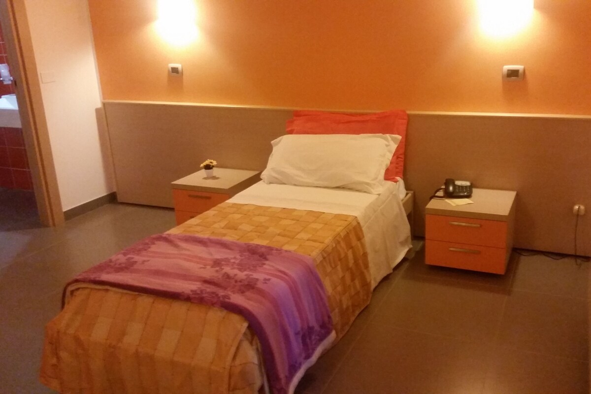 Single Room