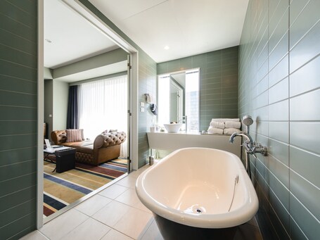 Shinjuku Granbell Hotel - Image 82