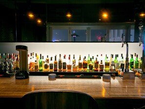 酒吧（店内）