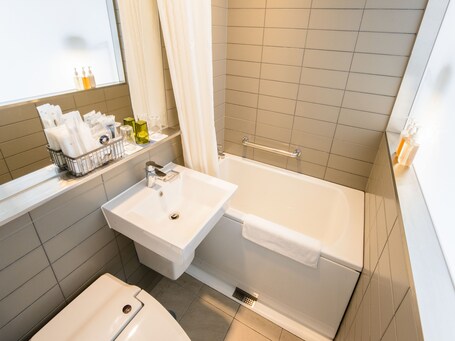 Shinjuku Granbell Hotel - Image 69