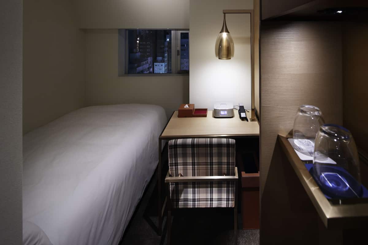 Economy Single, Non-smoking | Premium bedding, down comforters, in-room safe, individually furnished