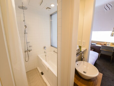 Shinjuku Granbell Hotel - Image 83