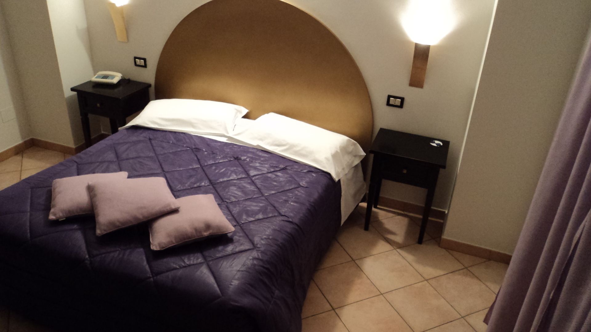 1 bedroom, in-room safe, desk, free wifi