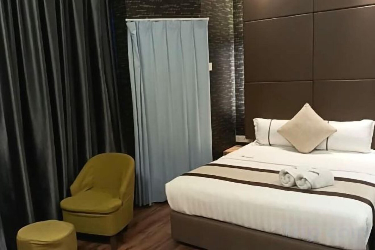Premium bedding, iron/ironing board (on request), WiFi (free)