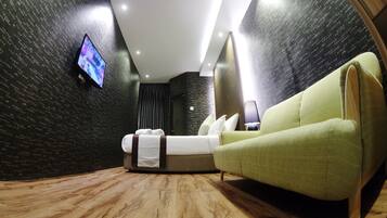 Premium Double with Window