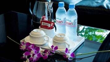 Kaffee und/oder Kaffeemaschine