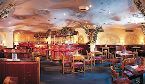 2 barer/lounger, pub, cocktailbar