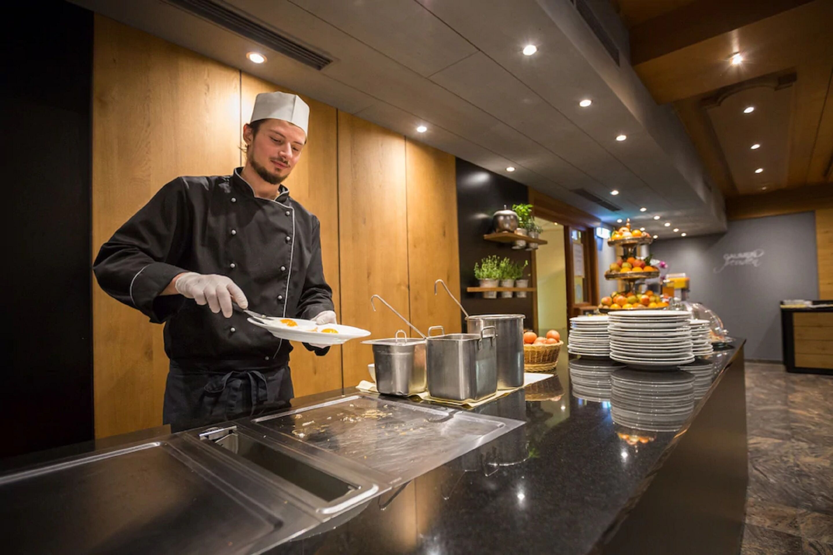 daily buffet breakfast (eur 20 per person)