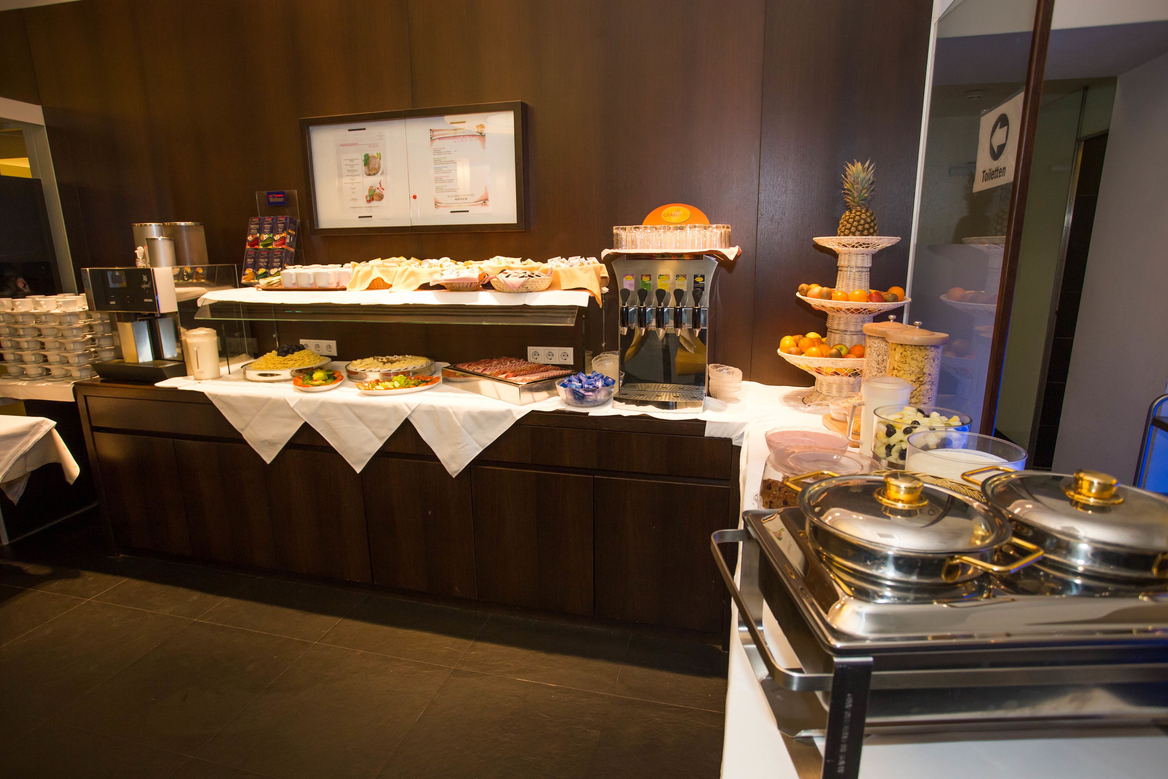 Tägliches inbegriffenes Frühstücksbuffet