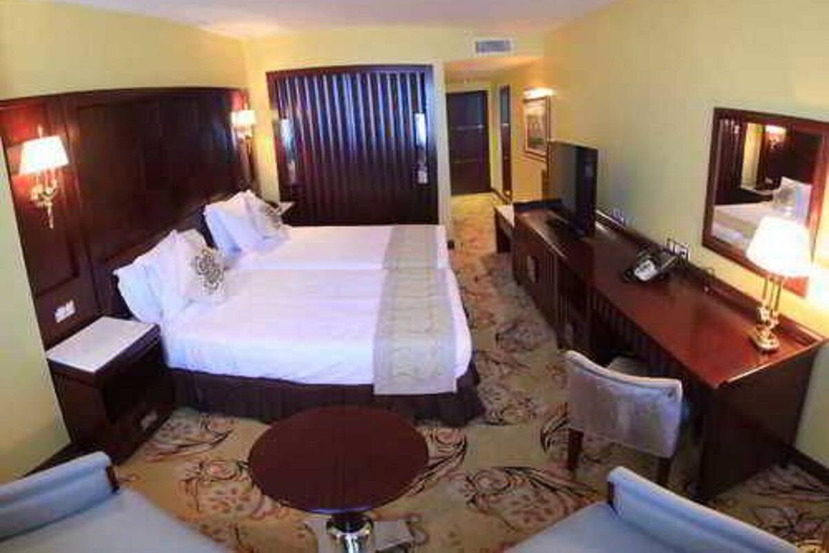 Literie de qualité supérieure, minibar, coffres-forts dans les chambres