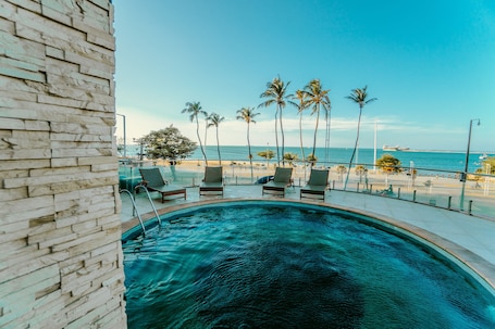 Outdoor pool, sun loungers