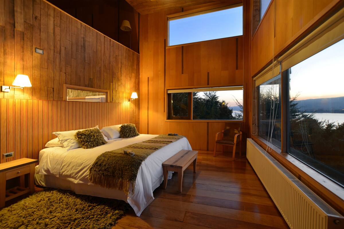 superior suite, 1 king bed with sofa bed, hot tub, sea view | 1 bedroom, premium bedding, select comfort beds, in-room safe