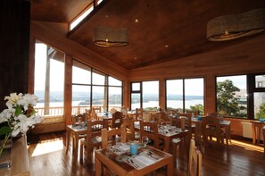 Restaurant - OCIO Territorial Hotel (Castro)
