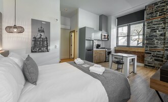 Habitación doble superior | Escritorio, espacio para trabajar con un portátil, cortinas opacas