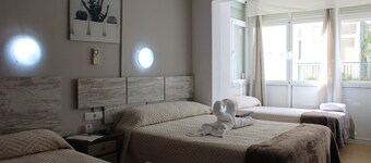 Hostal Virgen del Rocio II