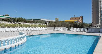 Pierre & Vacances Benidorm Levante (Adults recommended)