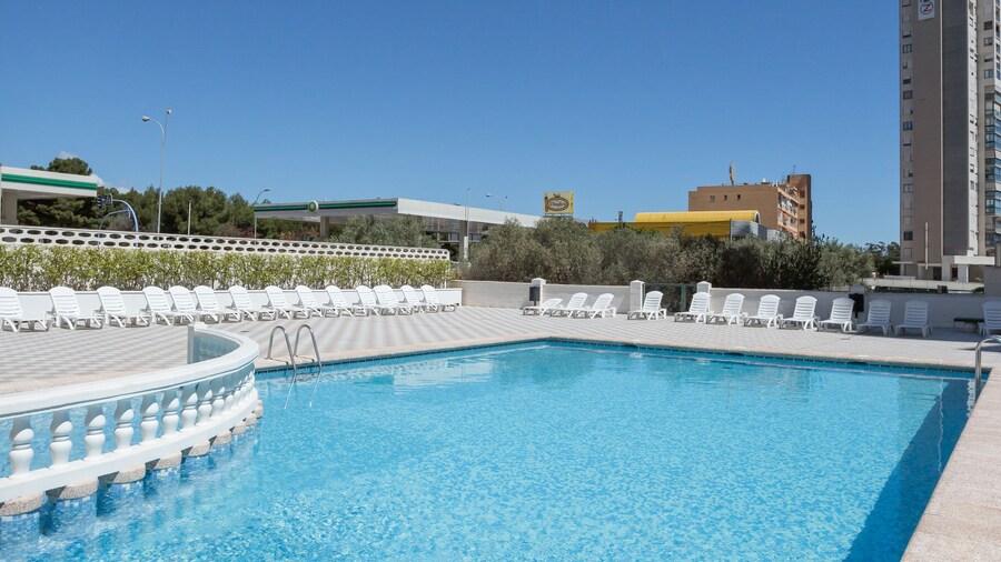 Pierre & Vacances Benidorm Levante (Adults recommended)