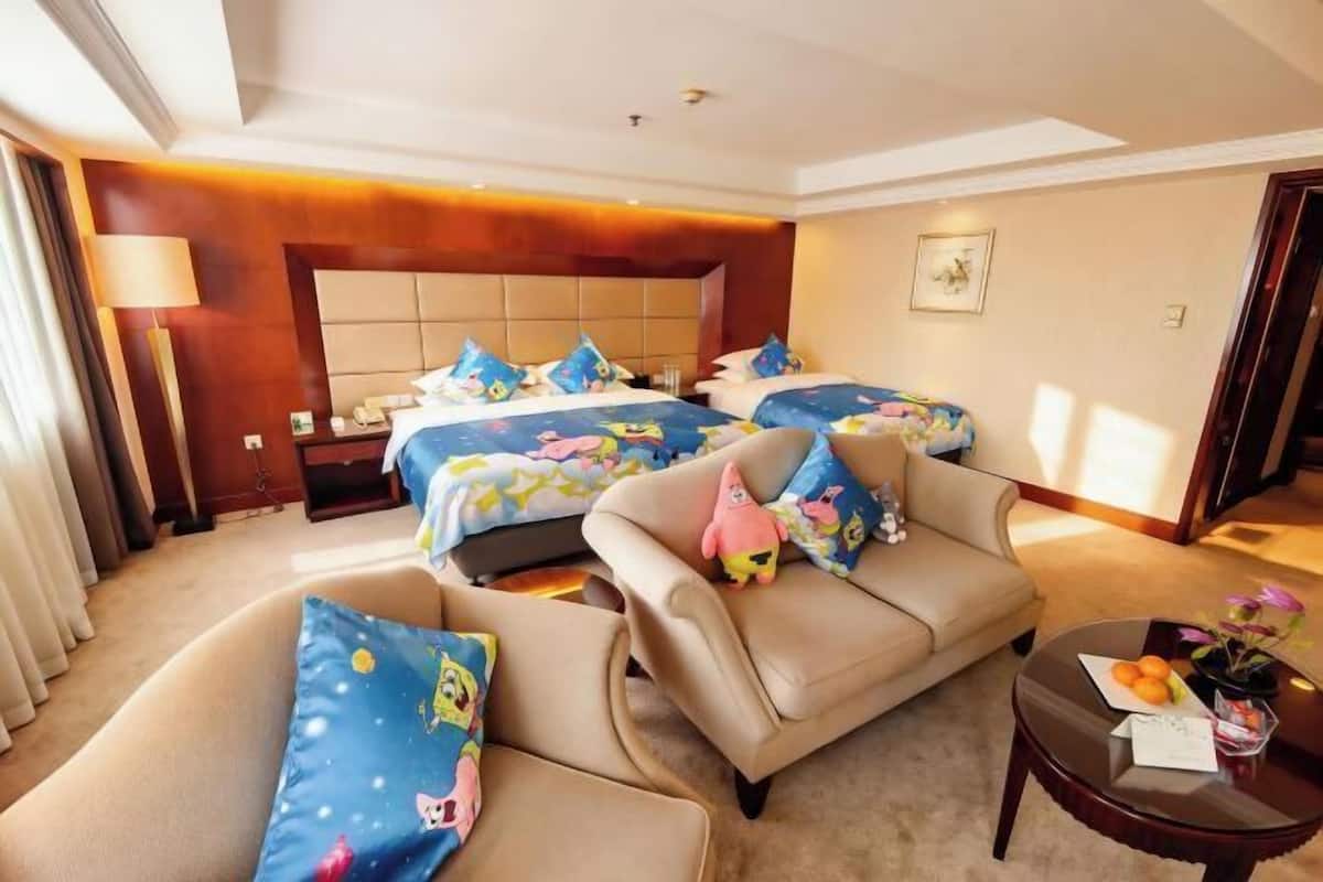 Down duvets, minibar, in-room safe, desk