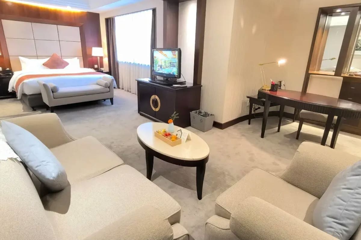 Basic Double Room, 1 Double Bed | Down comforters, minibar, in-room safe, desk