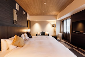 Deluxe Twin Room | Soundproofing, iron/ironing board, free WiFi, bed sheets