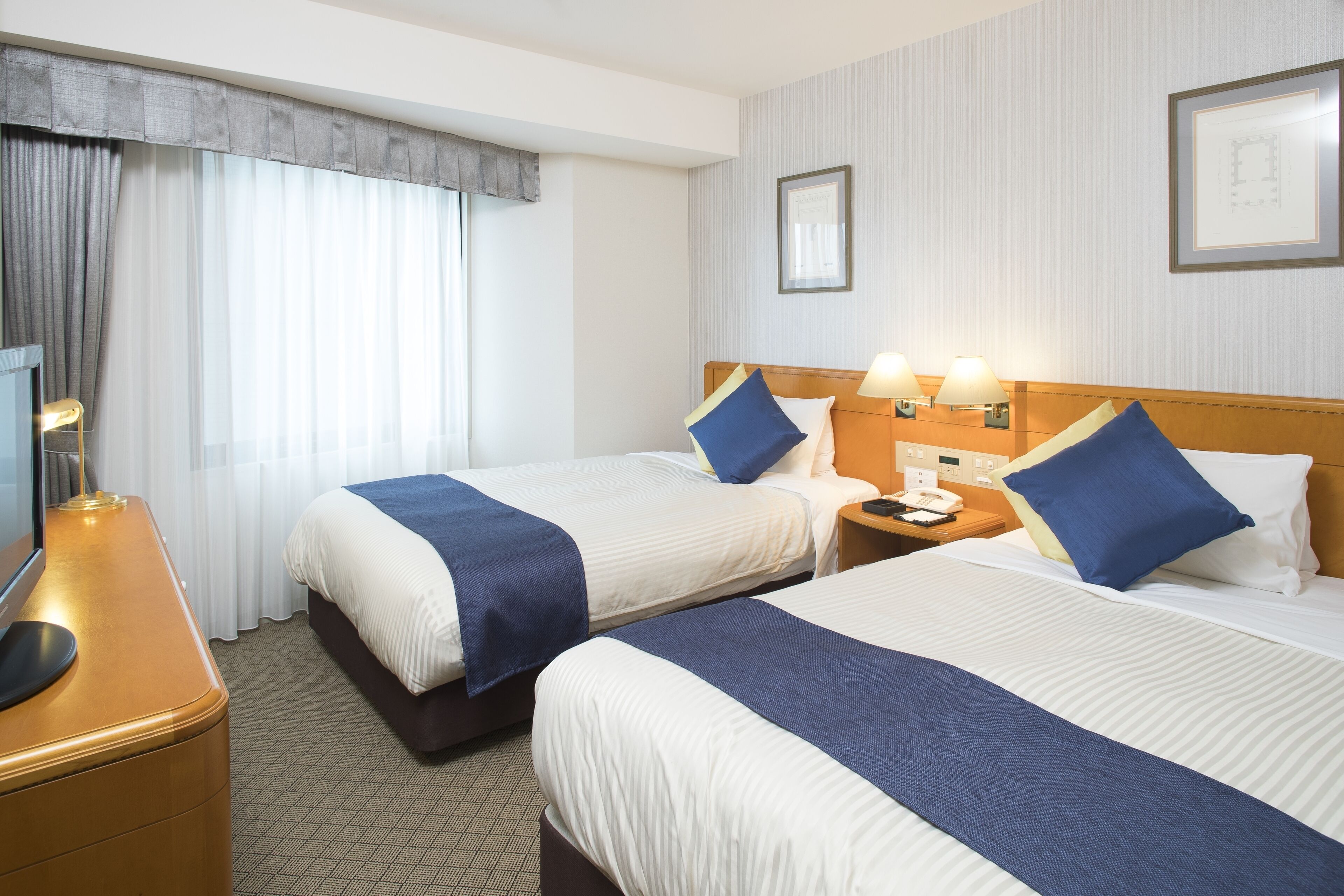 soundproofing, iron/ironing board, free wifi, bed sheets