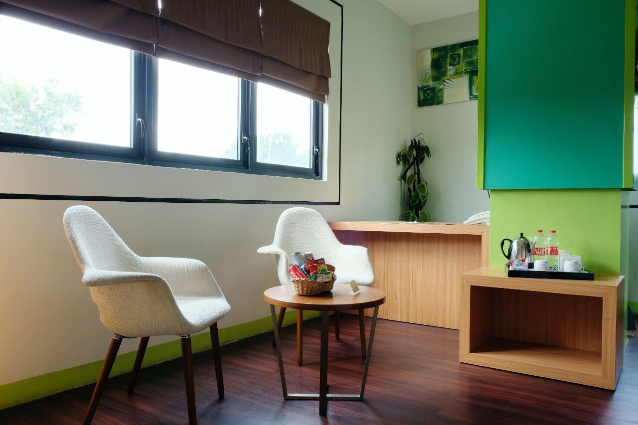 executive twin room | 1 bedroom, desk, iron/ironing board, free wifi