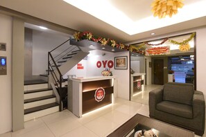 Reception - OYO 114 One Liberty Hotel (Quezon City)