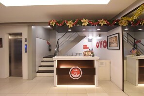 Reception - OYO 114 One Liberty Hotel (Quezon City)