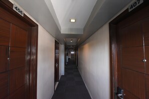 Hallway - OYO 114 One Liberty Hotel (Quezon City)