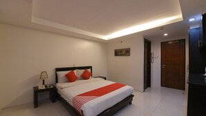 Standard Double Room | View from room - OYO 114 One Liberty Hotel (Quezon City)