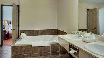 Standard Room, 2 Queen Beds, Non Smoking, Kitchen | Bathroom