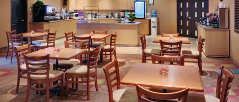 Free daily continental breakfast