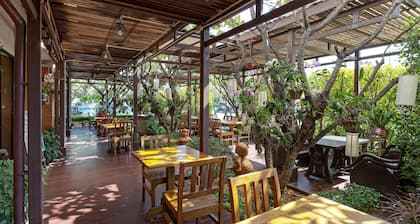 Asia Hotels Group - Poonpetch Chiangmai
