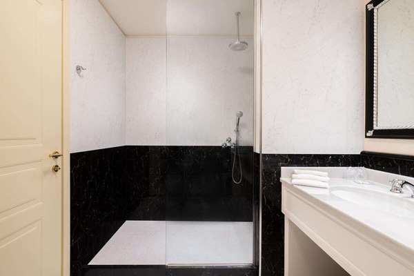 Junior Suite | Bilik Mandi | Kelengkapan dandanan diri percuma, pengering rambut, bidet