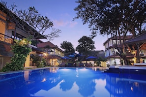 Outdoor pool - The Taman Ayu (Seminyak)