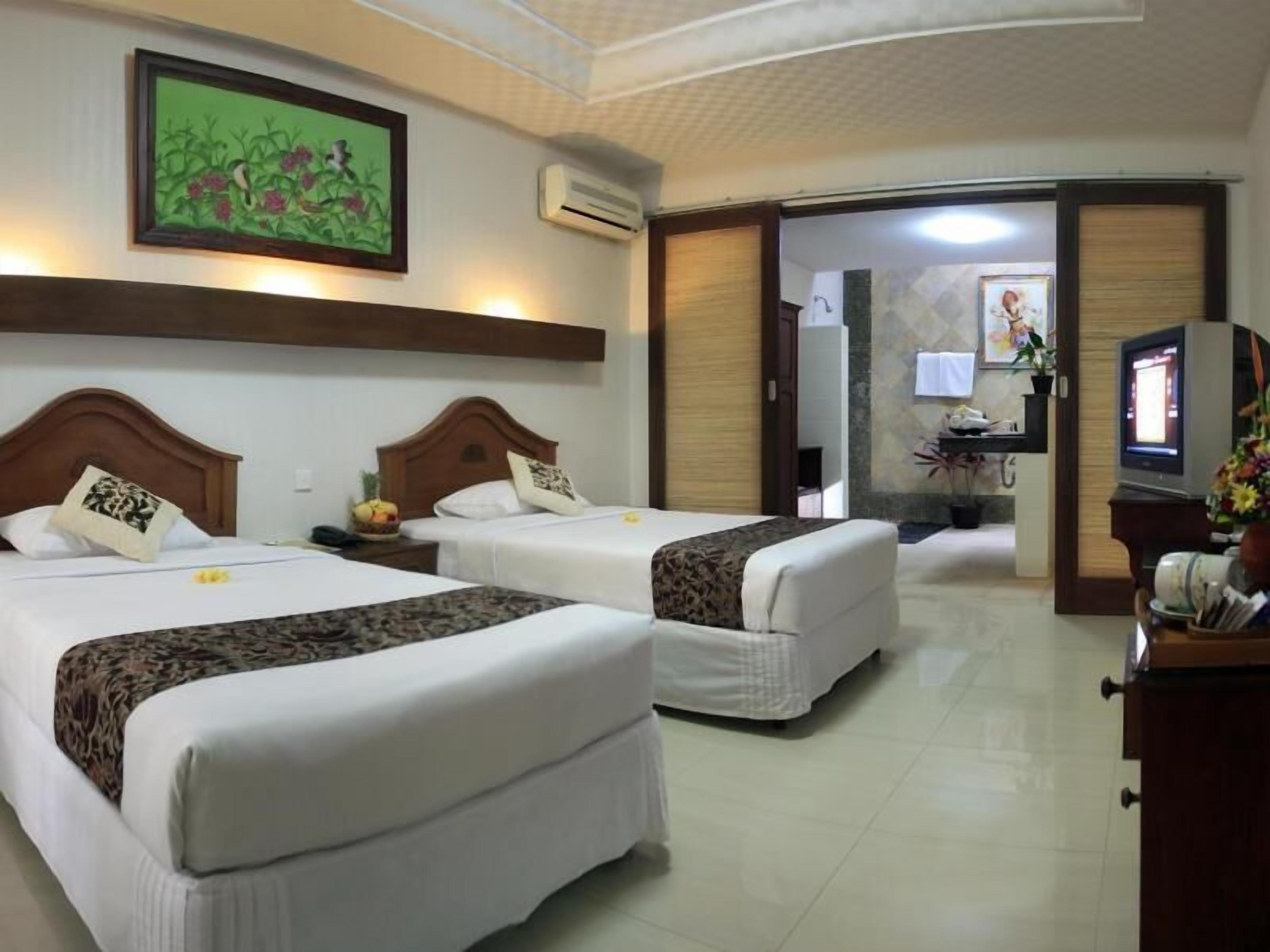 Memory foam beds, minibar, in-room safe, blackout drapes