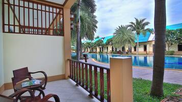 Superior Room, Pool View