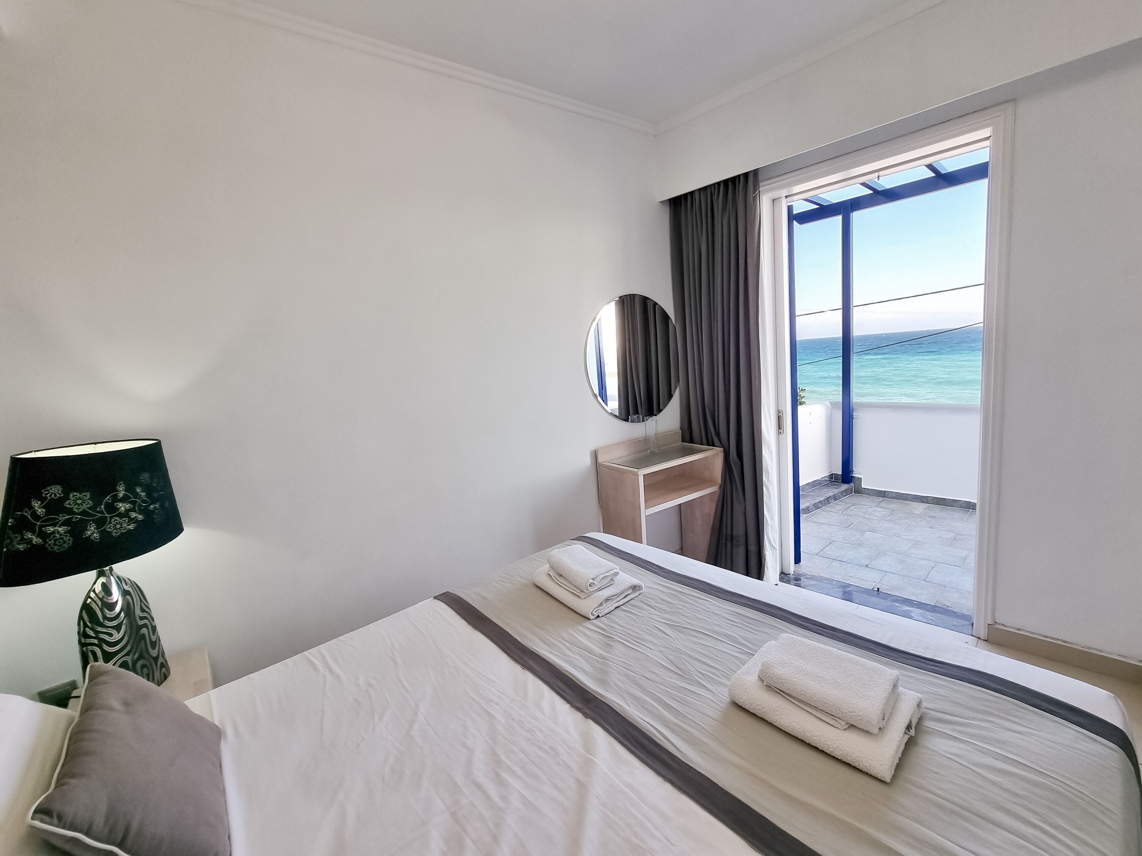 Family Apartment, 1 Bedroom, Beach View | Egyptian cotton sheets, premium bedding, in-room safe, desk