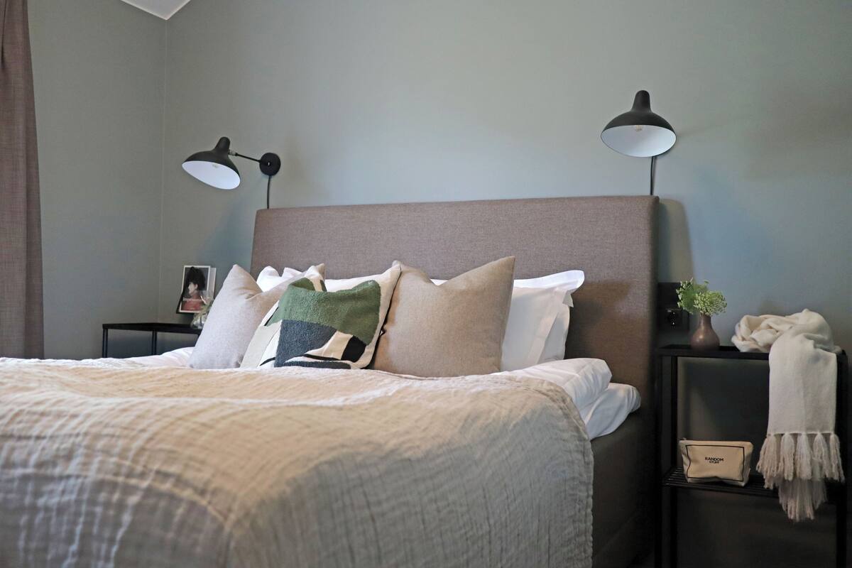 Basic Double Room | Hypo-allergenic bedding, blackout curtains, free WiFi, bed sheets
