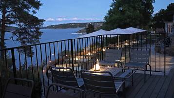 Cocktailbar, utsikt mot havet, öppet vissa dagar