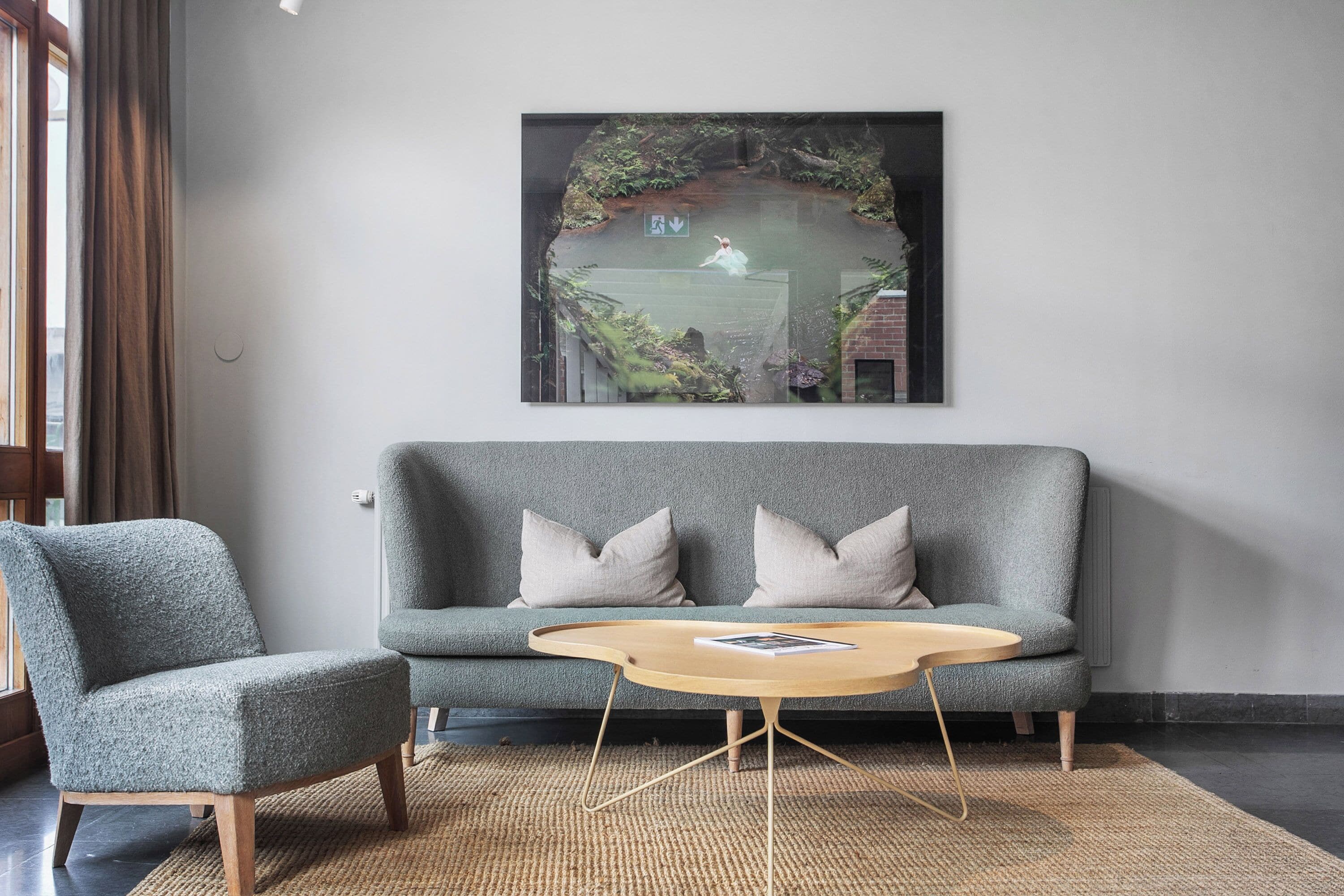 cocktail bar, ocean views, open selected days